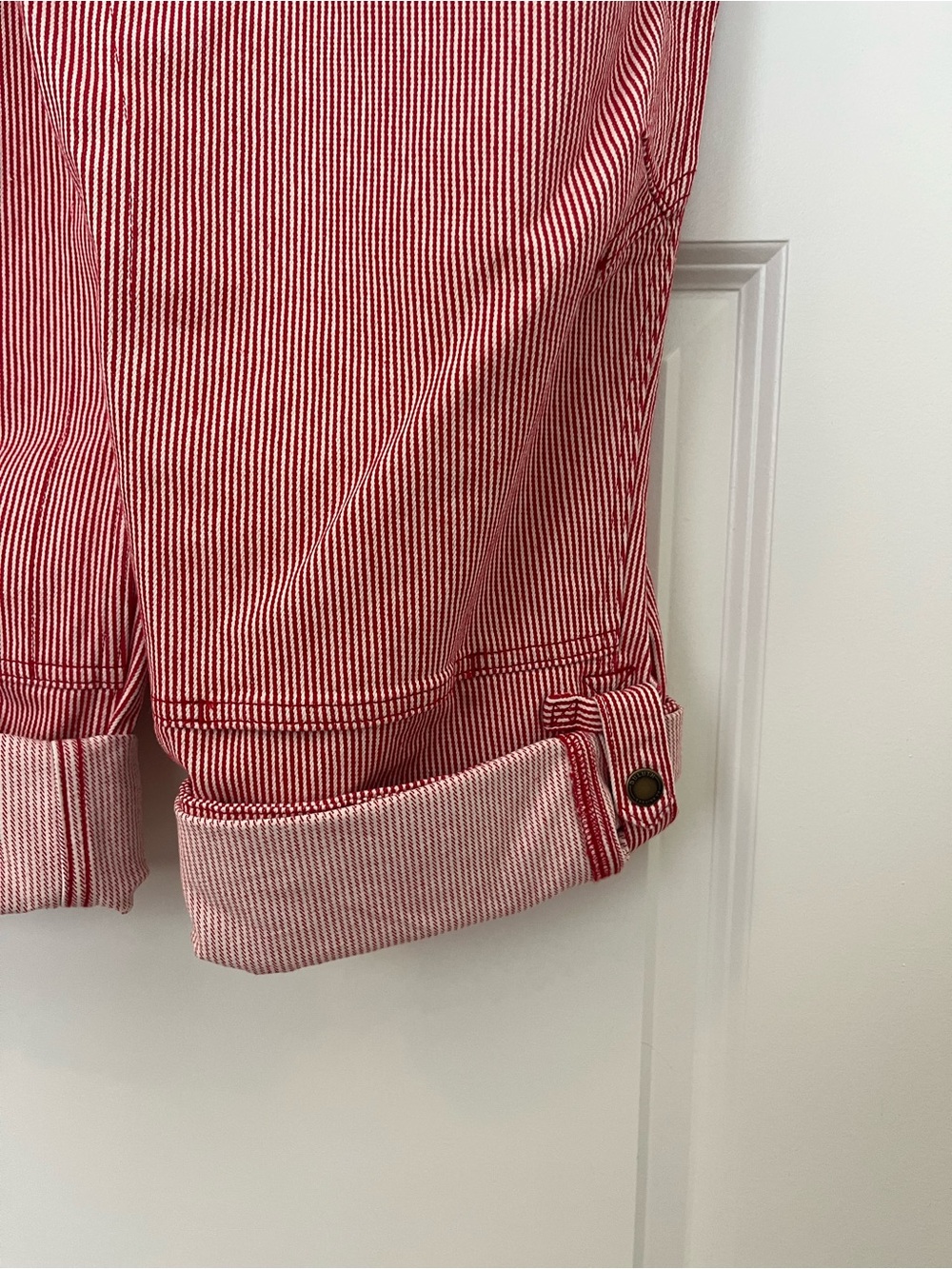 Duluth Trading Co Red & White Striped Women's Overalls - Picture 4 of 7